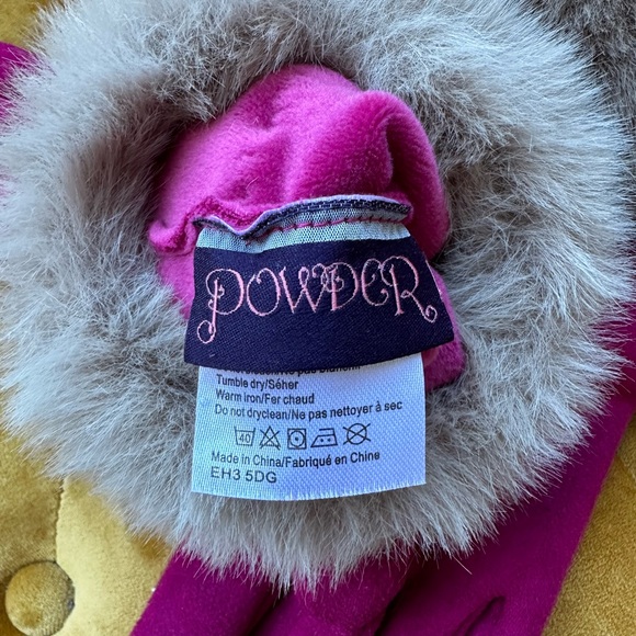 Powder Designs UK Bettina Fuchsia Gloves Faux Fur - Picture 11 of 14